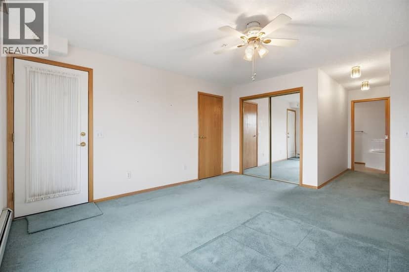 306, 7239 Sierra Morena Boulevard SW — photo 15 of 40