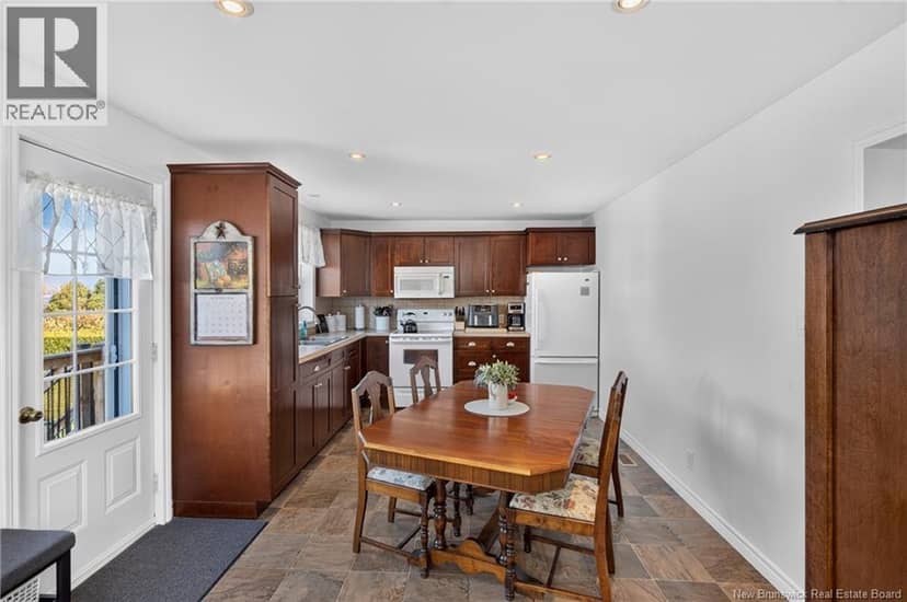 451 Vanier Street, Campbellton, photo 4