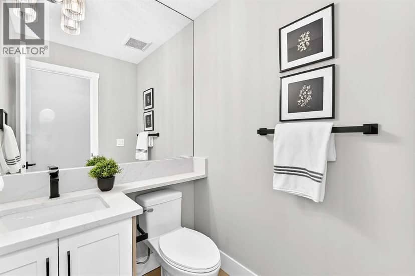 3715 14A Street SW — photo 19 of 40