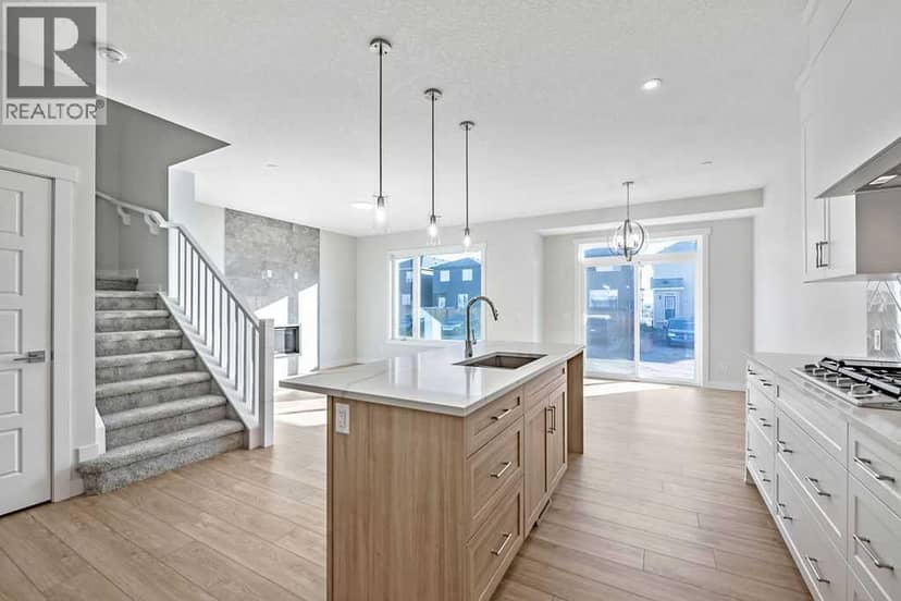322 Hotchkiss Common SE — photo 9 of 28