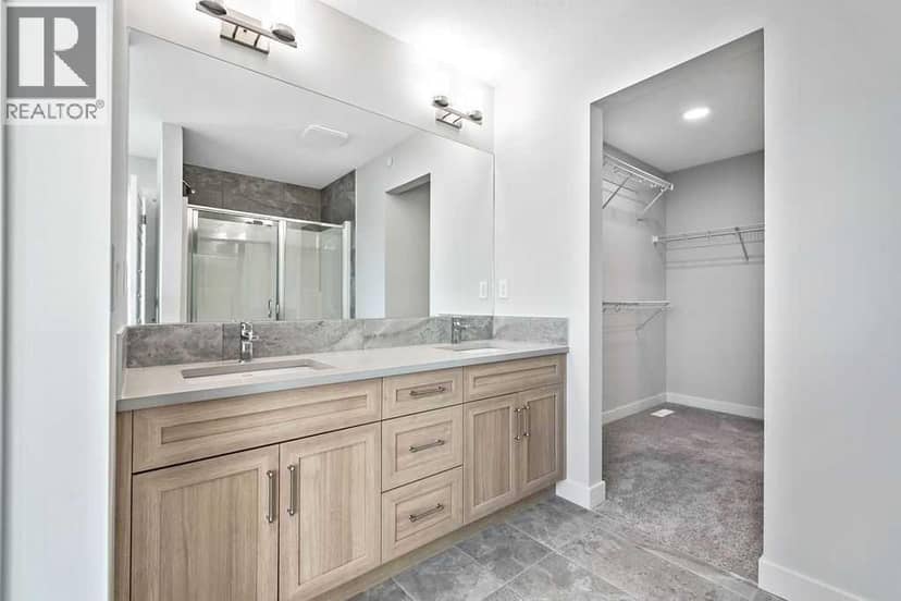 322 Hotchkiss Common SE — photo 19 of 28