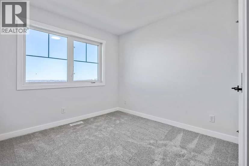 15457 45 Street SW — photo 19 of 26