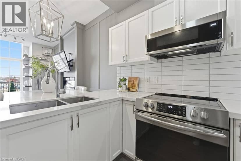 262 DUNDAS Street E Unit# 322 — photo 9 of 13