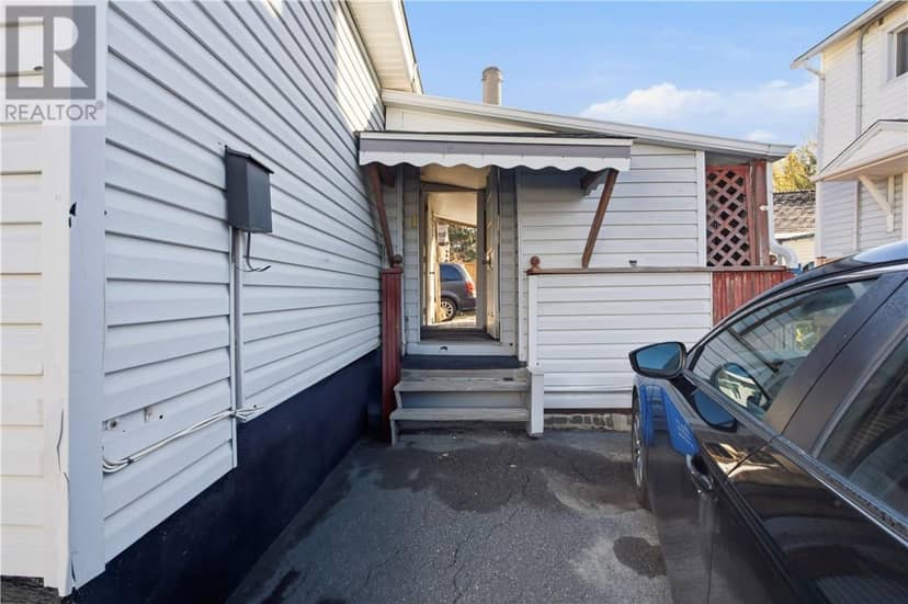 37 Diorite Street, Sudbury, photo 3