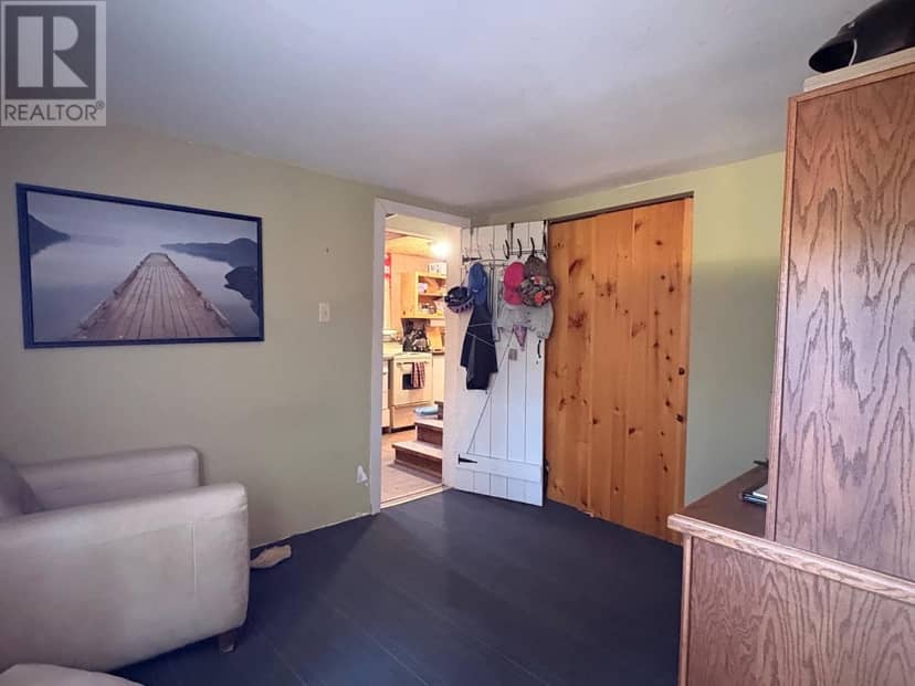 3235 Walnut ST — photo 16 of 35