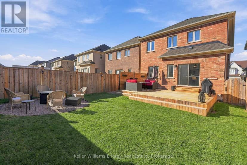 165 Douglas Kemp Crescent — photo 35 of 40