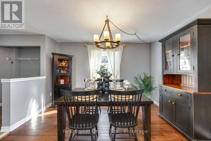 119 Allworth Crescent — photo 13 of 37
