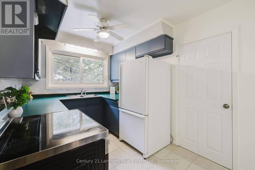 23 Wood Street — photo 14 of 40