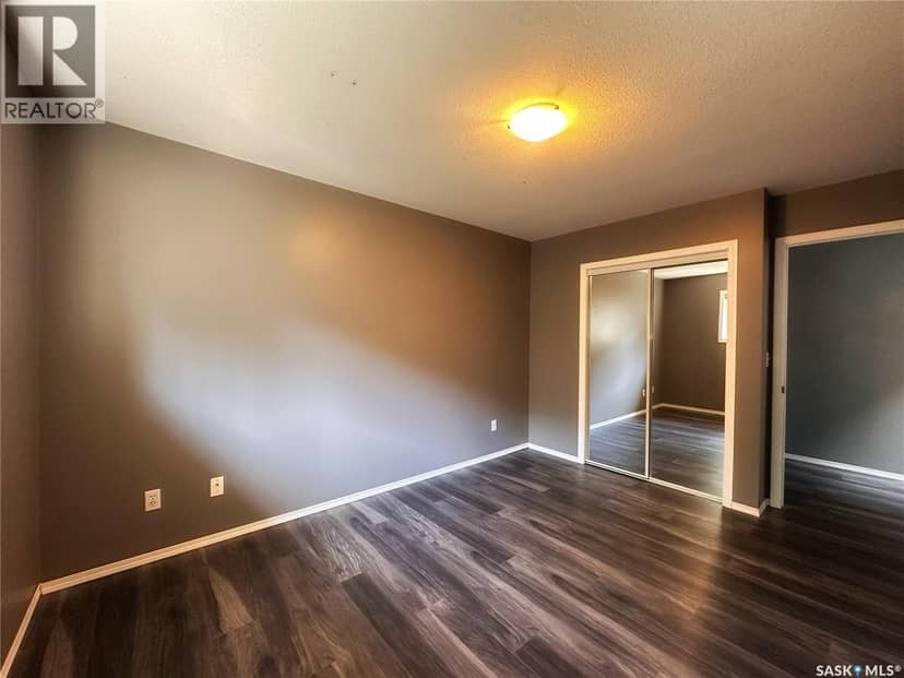 1804 Belfast AVENUE — photo 15 of 27
