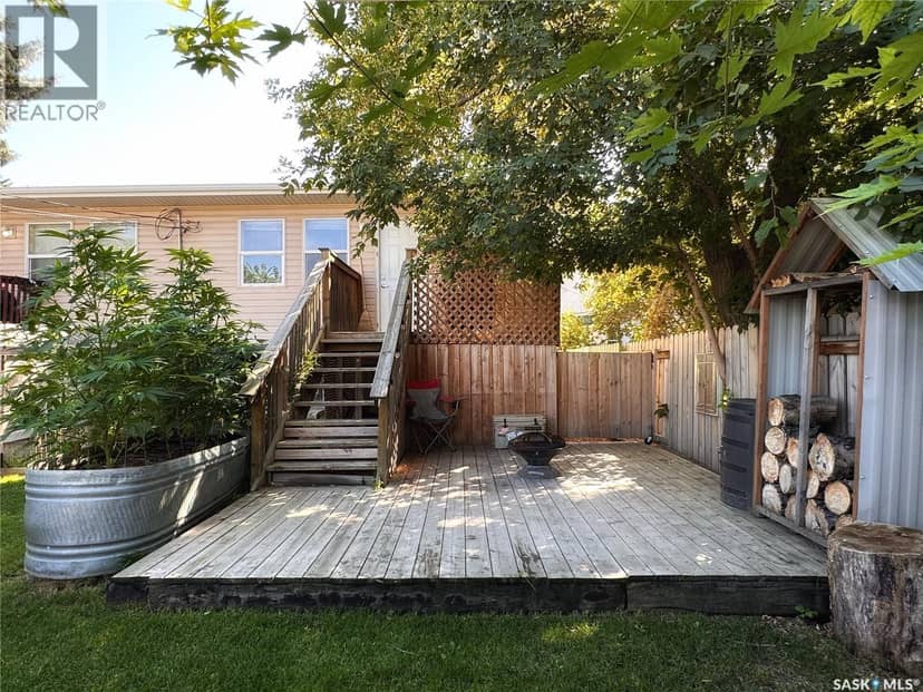 1804 Belfast AVENUE — photo 18 of 27