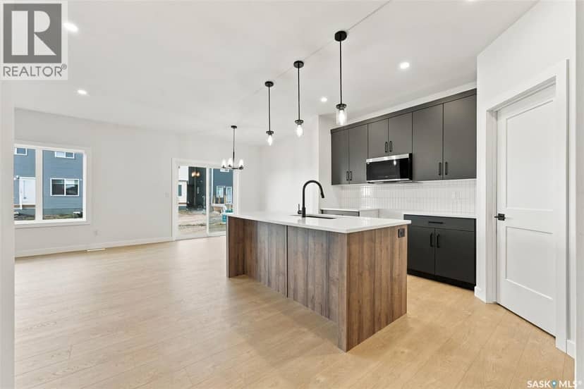 247 Doran WAY — photo 14 of 40