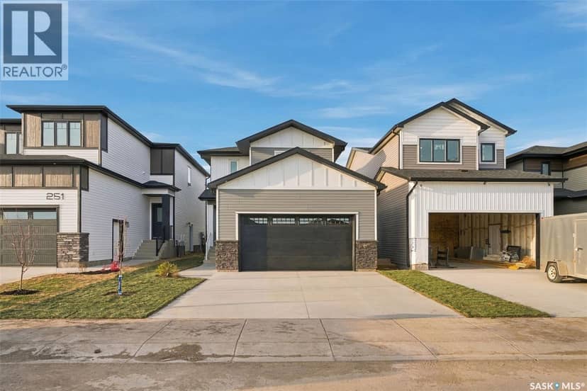 247 Doran WAY — photo 2 of 40