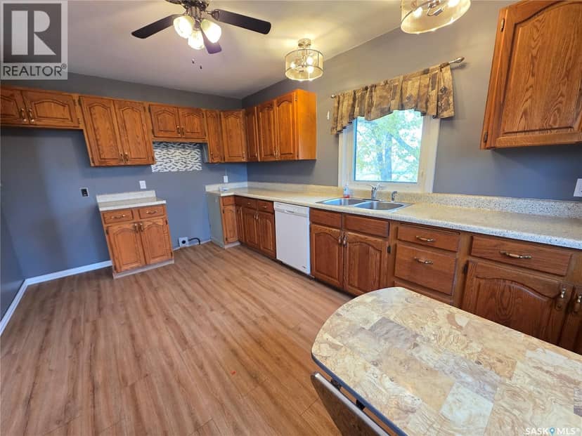 10429 Grid Road 645 — photo 4 of 40