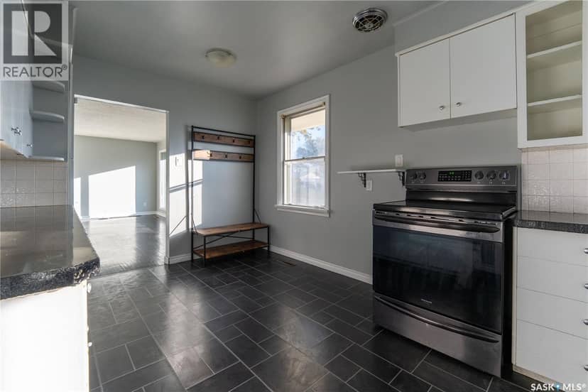 607 Q Avenue N — photo 12 of 40