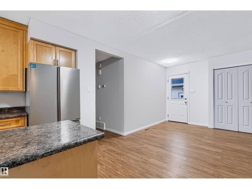 4504 43B AV, Leduc, photo 2
