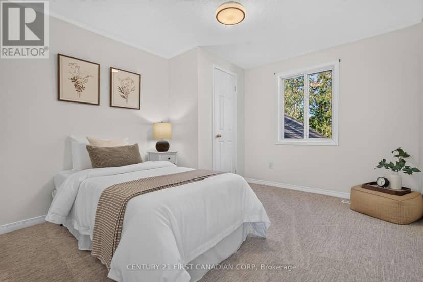 12 Charles Street — photo 21 of 40