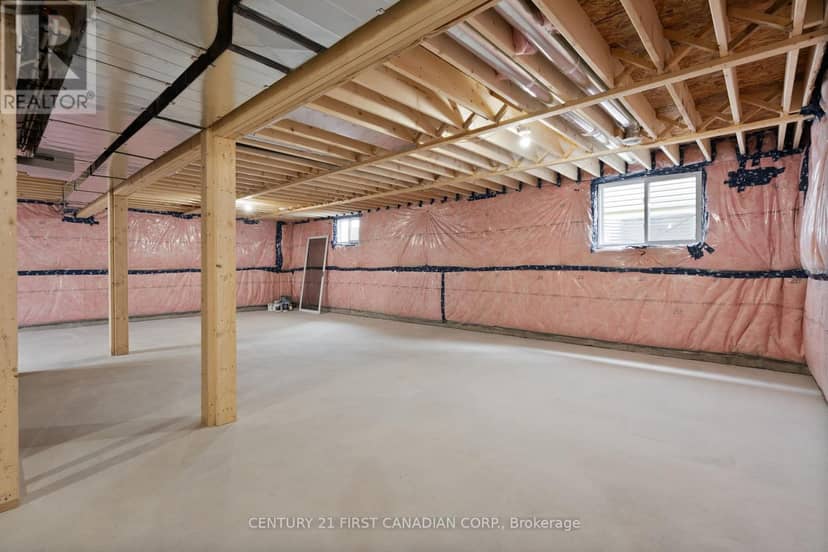 44 Postma Crescent — photo 28 of 30