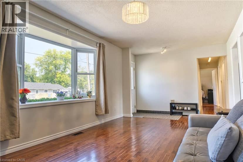 365 ADELINE Drive — photo 3 of 25