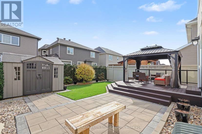 557 Silverbell Crescent — photo 25 of 27