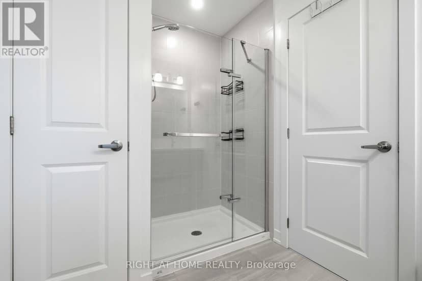 250 Monticello Avenue — photo 24 of 28
