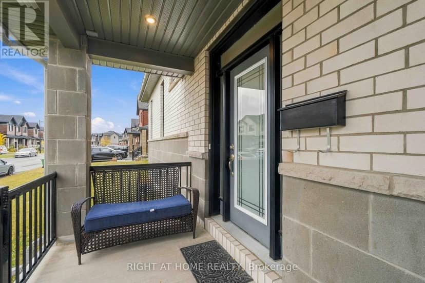 250 Monticello Avenue, Ottawa, photo 5