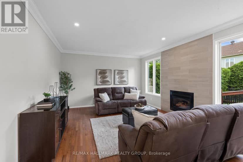 2104 Sandy Oaks Drive — photo 13 of 40