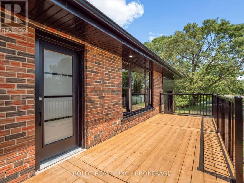 6221 Lyons Creek Road, Niagara Falls, photo 3