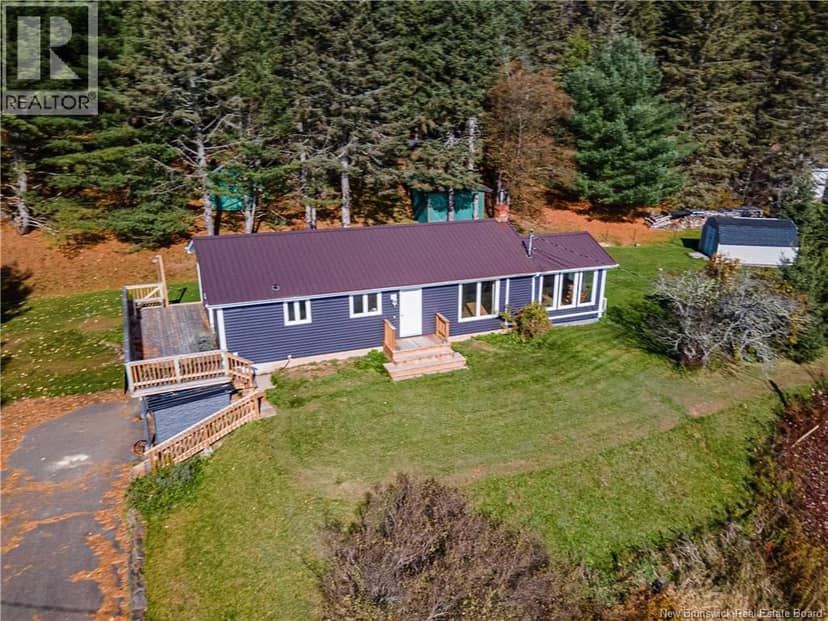 3119 Route 121, Apohaqui