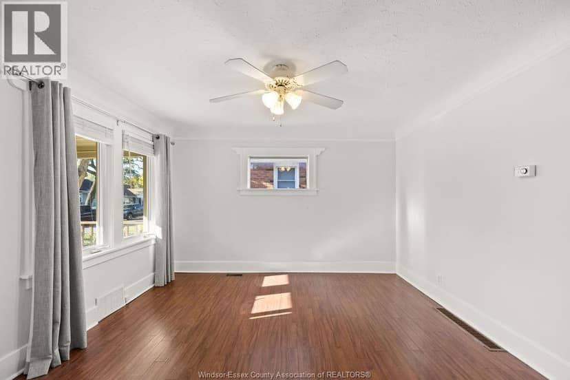 1768 St. Luke, Windsor, photo 7