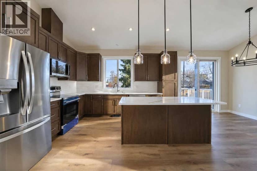 5518 52 Street — photo 9 of 31