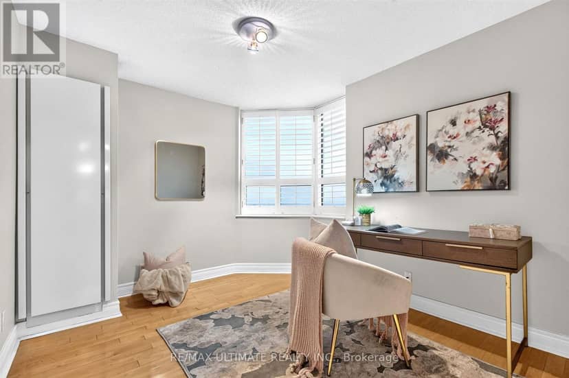 1605 - 265 Ridley Boulevard — photo 17 of 35