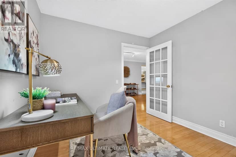 1605 - 265 Ridley Boulevard — photo 18 of 35