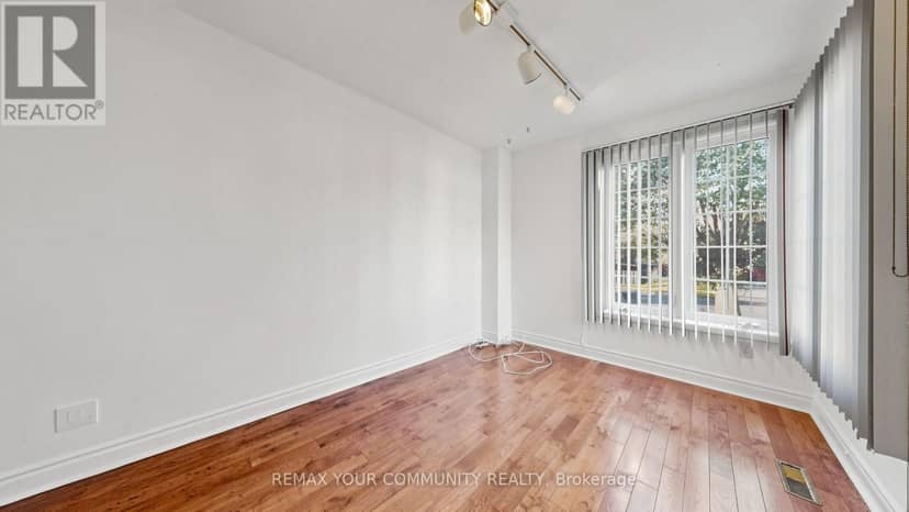 59 Robert Hicks Drive, Toronto, photo 5
