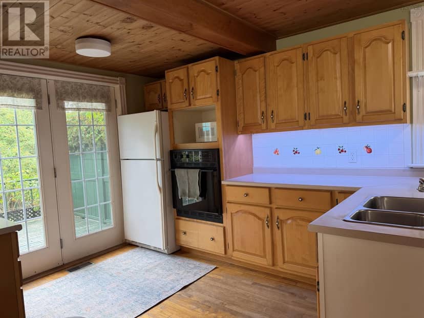 69 Alice Street — photo 8 of 29