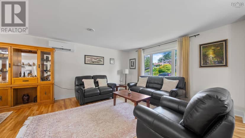 26 Bridge Street — photo 4 of 37