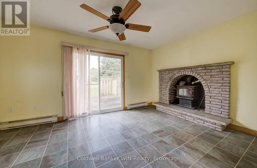392172 Grey Road 109 — photo 21 of 40