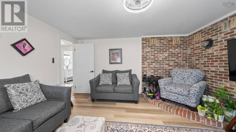 26 Bridge Street — photo 24 of 37
