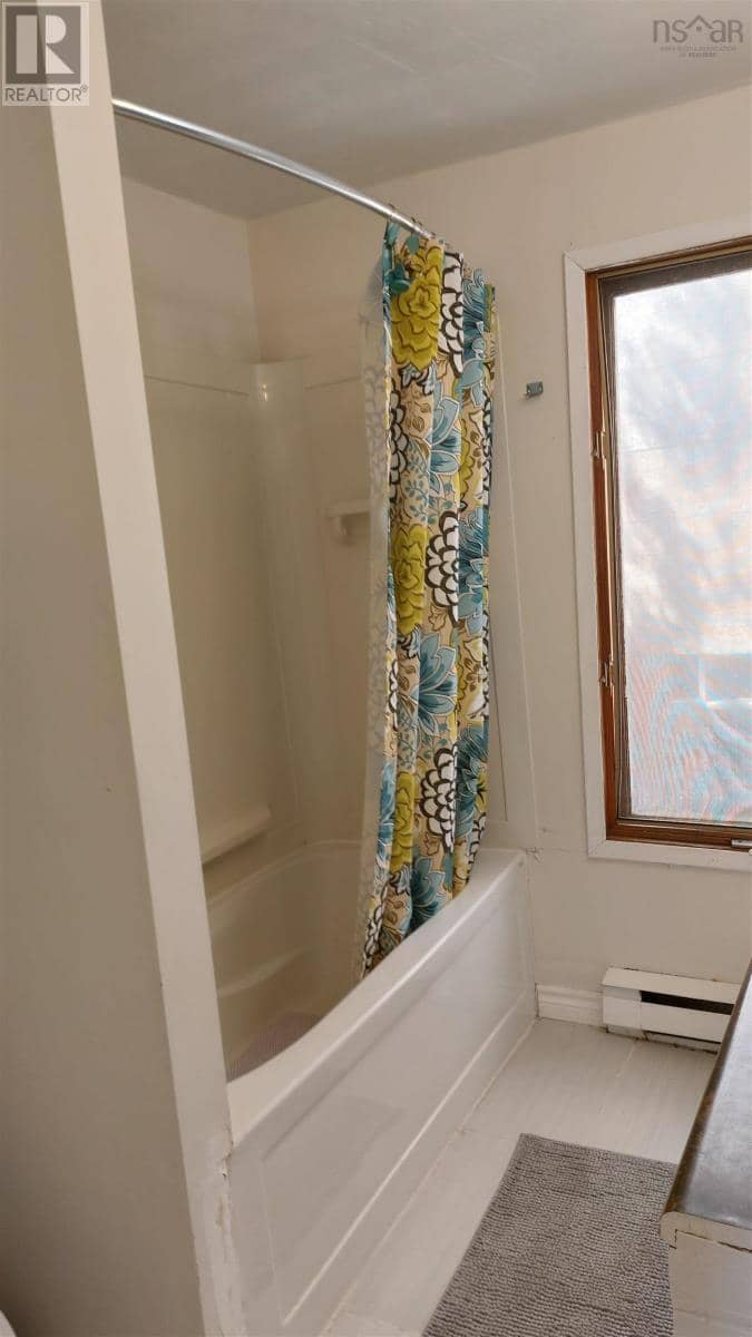 94 Old Sambro Road — photo 12 of 27