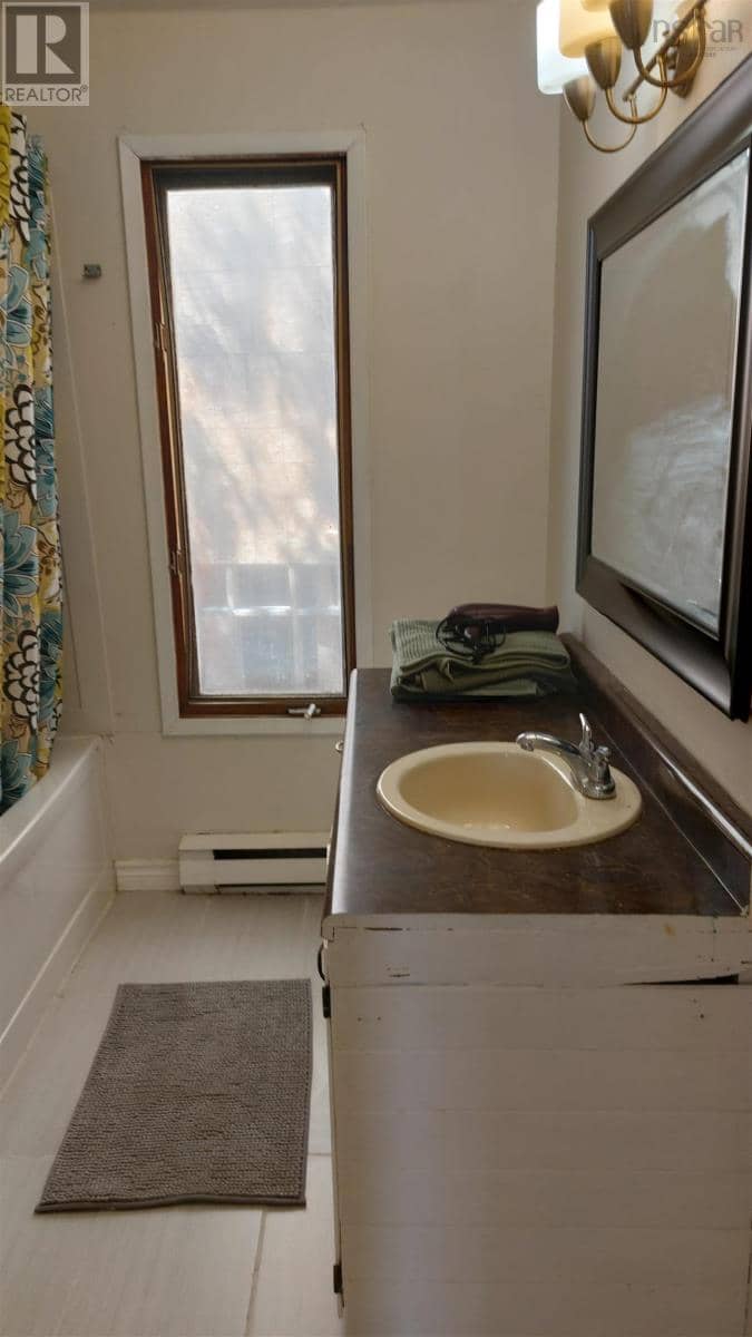 94 Old Sambro Road — photo 13 of 27