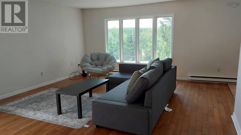 94 Old Sambro Road — photo 2 of 27