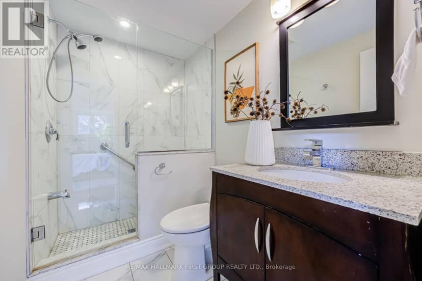 33 Anstead Crescent — photo 19 of 40