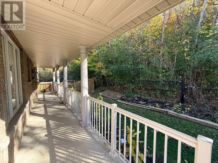 161 Cathedral Drive, Whitby, photo 4