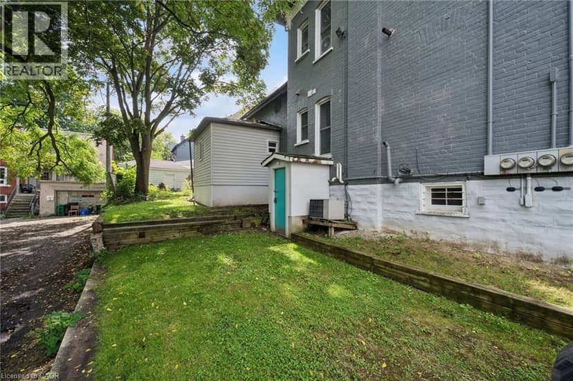 114 CHURCH Street — photo 10 of 40