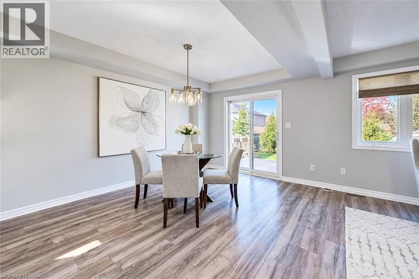 28 GREEN Street — photo 11 of 40