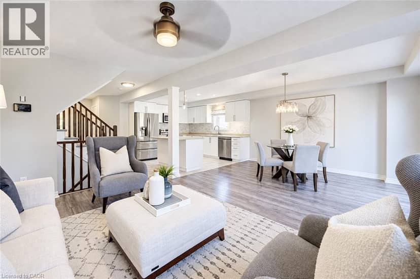28 GREEN Street — photo 9 of 40