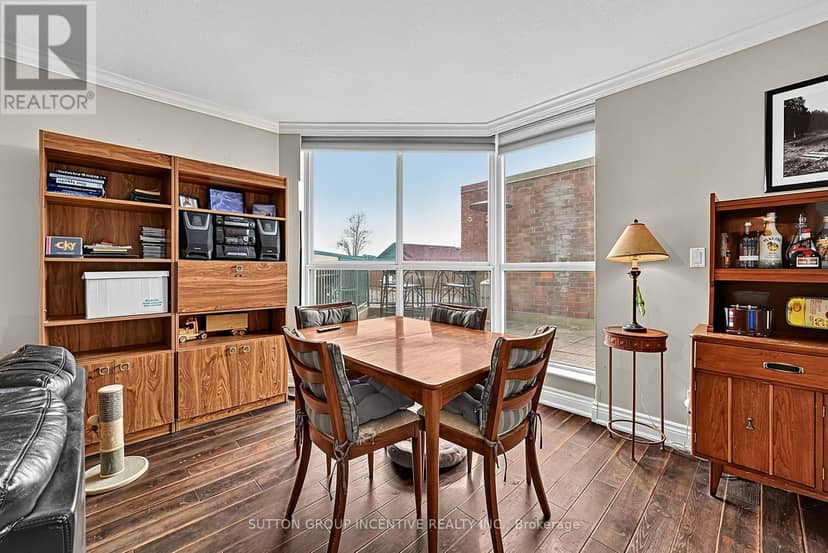 304 - 140 Dunlop Street E — photo 13 of 25