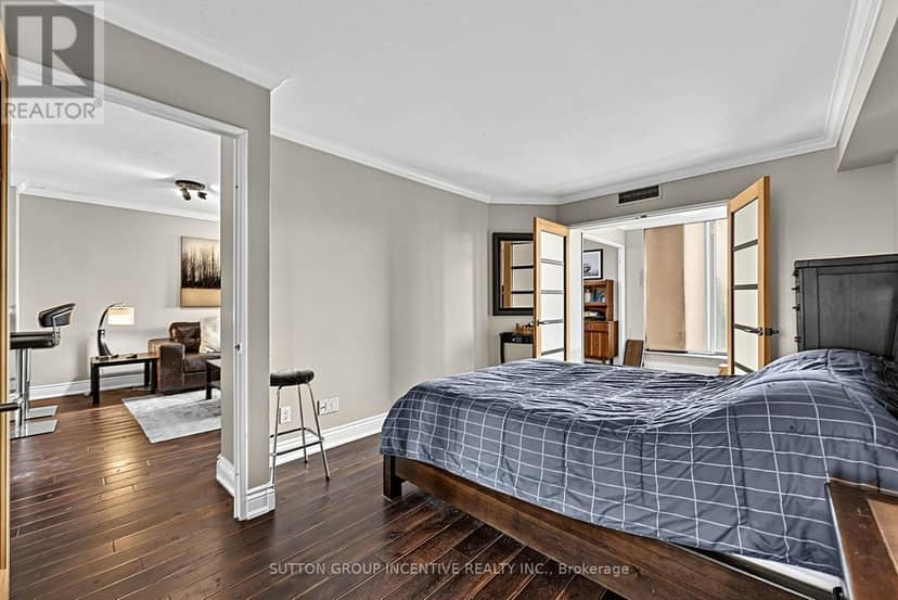 304 - 140 Dunlop Street E — photo 18 of 25