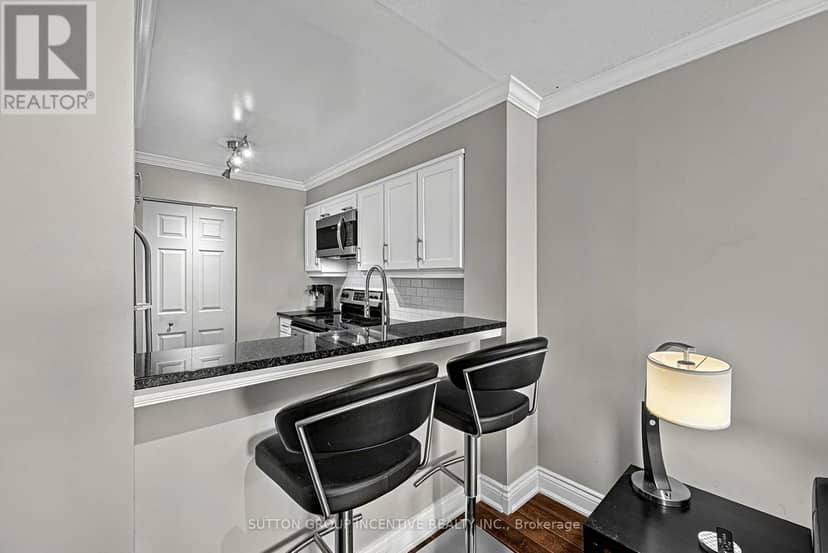 304 - 140 Dunlop Street E — photo 9 of 25