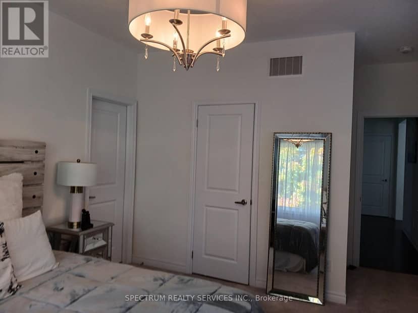64 Regina Boulevard — photo 16 of 24