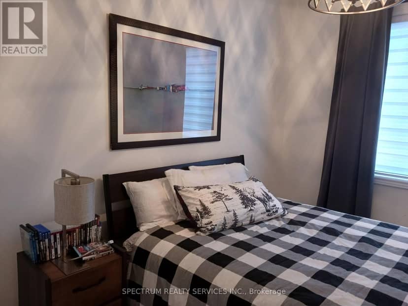 64 Regina Boulevard — photo 19 of 24